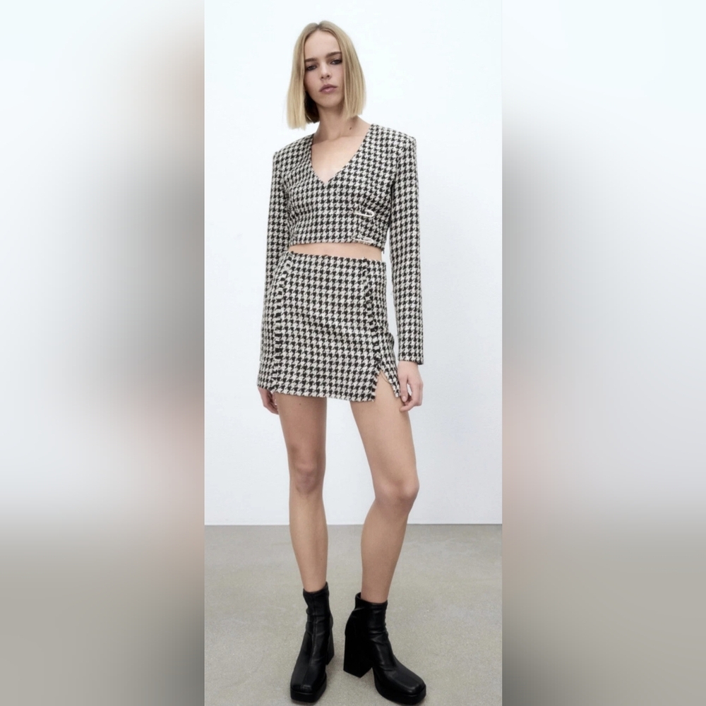 Zara Black And White Houndstooth Cropped Blazer - Picture 2 of 9